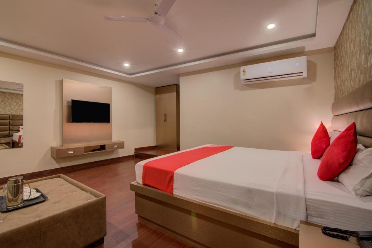 Oyo 12736 Skylawn Hotell Jamshedpur Eksteriør bilde