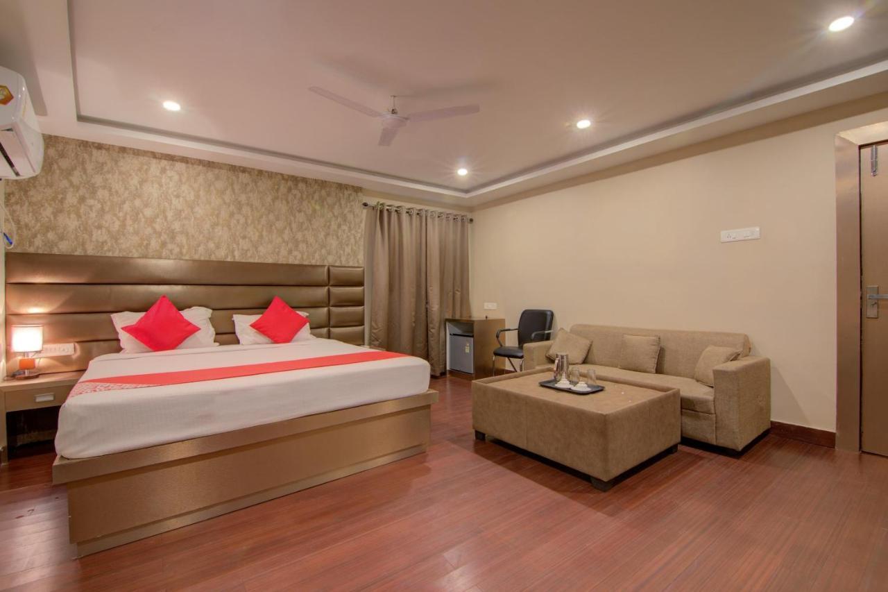 Oyo 12736 Skylawn Hotell Jamshedpur Eksteriør bilde